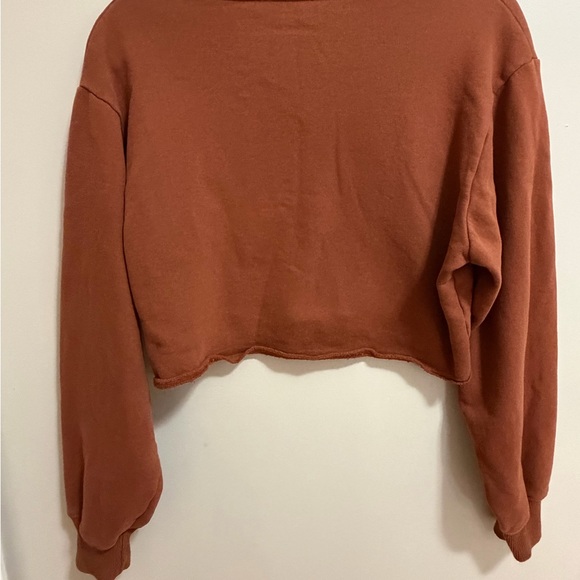 Hollister Women's Rust V-Neck Sweatshirt - Picture 5 of 6